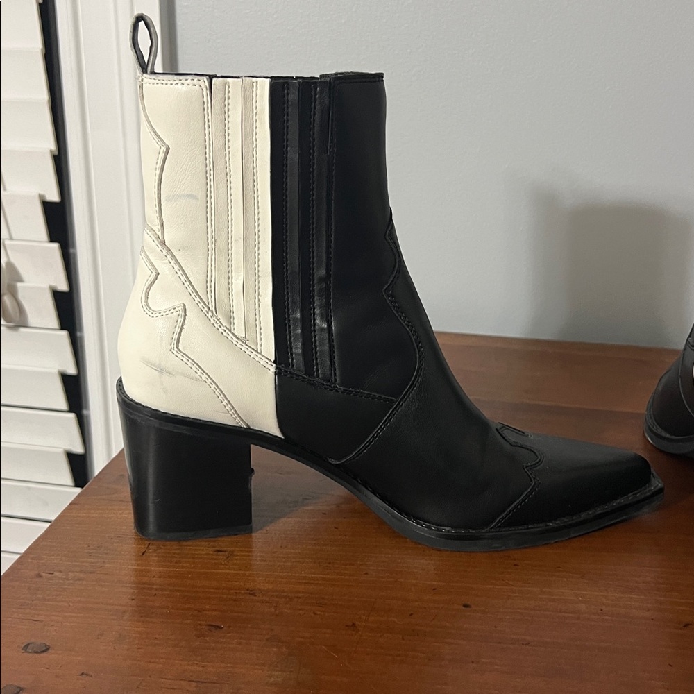DOLCE VITA Jaklin Faux Leather Cowboy Boots - Picture 5 of 12